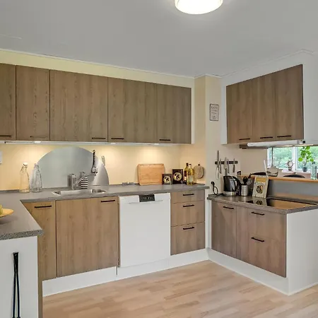 3 Bedroom In *