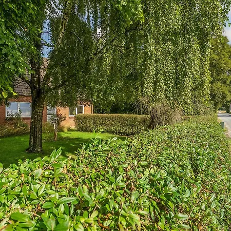 3 Bedroom In Holiday home
